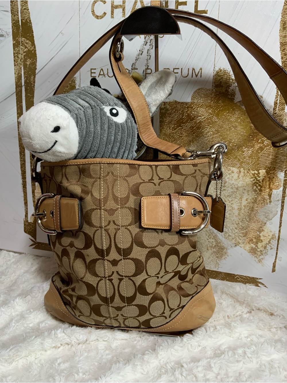2009 Coach Soho Monogram Canvas Shoulder Bag in Brown and Tan - Picture 1 of 13
